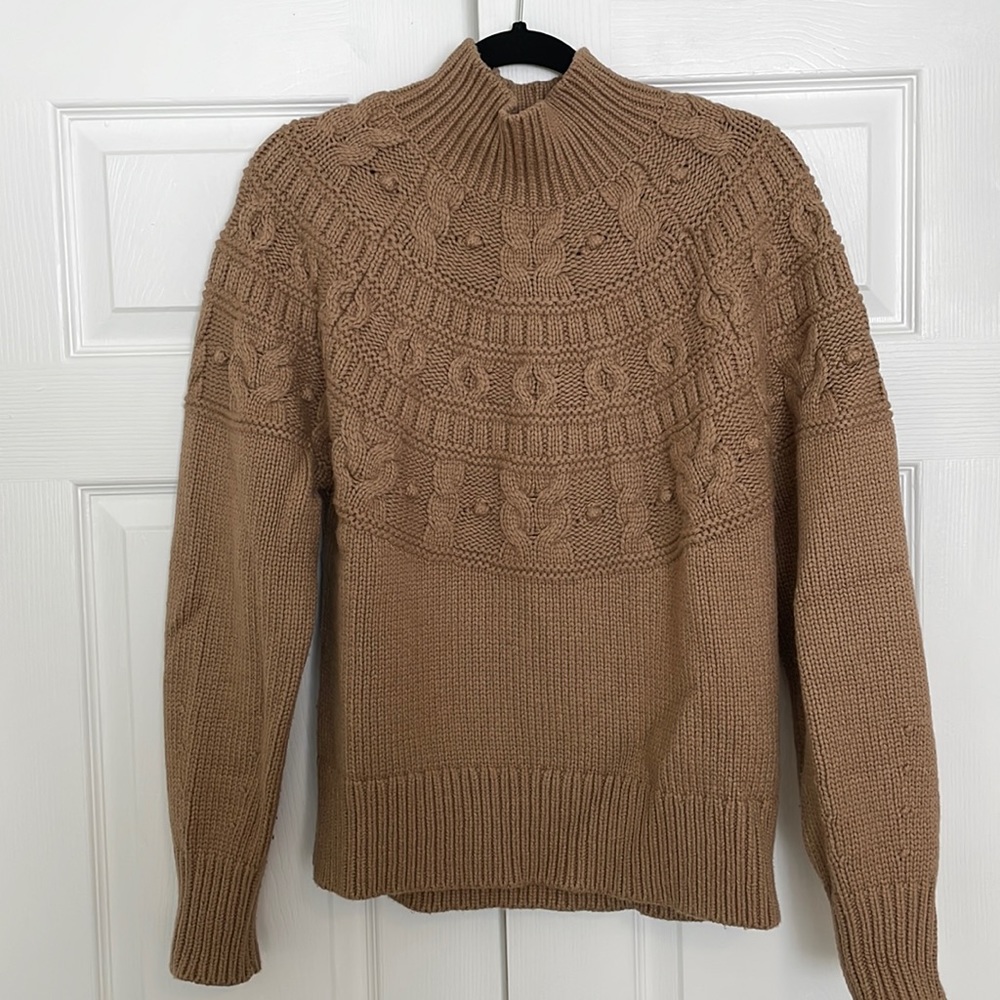 Banana Republic Cable Knit Chunky Sweater